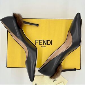 Fendi Closed Toe Heels Black Leather Pumps w/ Brown Mink Fur Size 39.5 NWT
